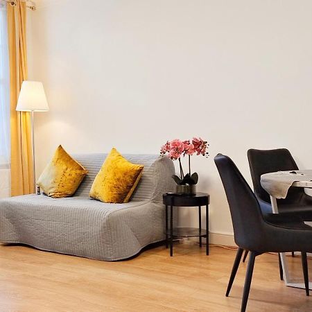 Blossom Apartment With Garden Λονδίνο Εξωτερικό φωτογραφία